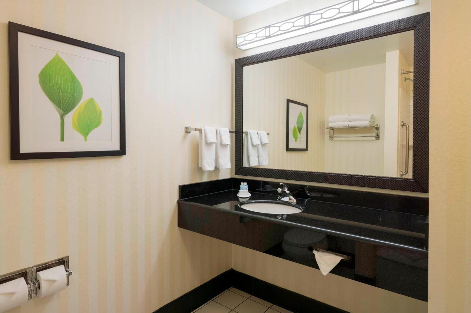 Fairfield Inn & Suites Huntingdon Raystown Lake Esterno foto