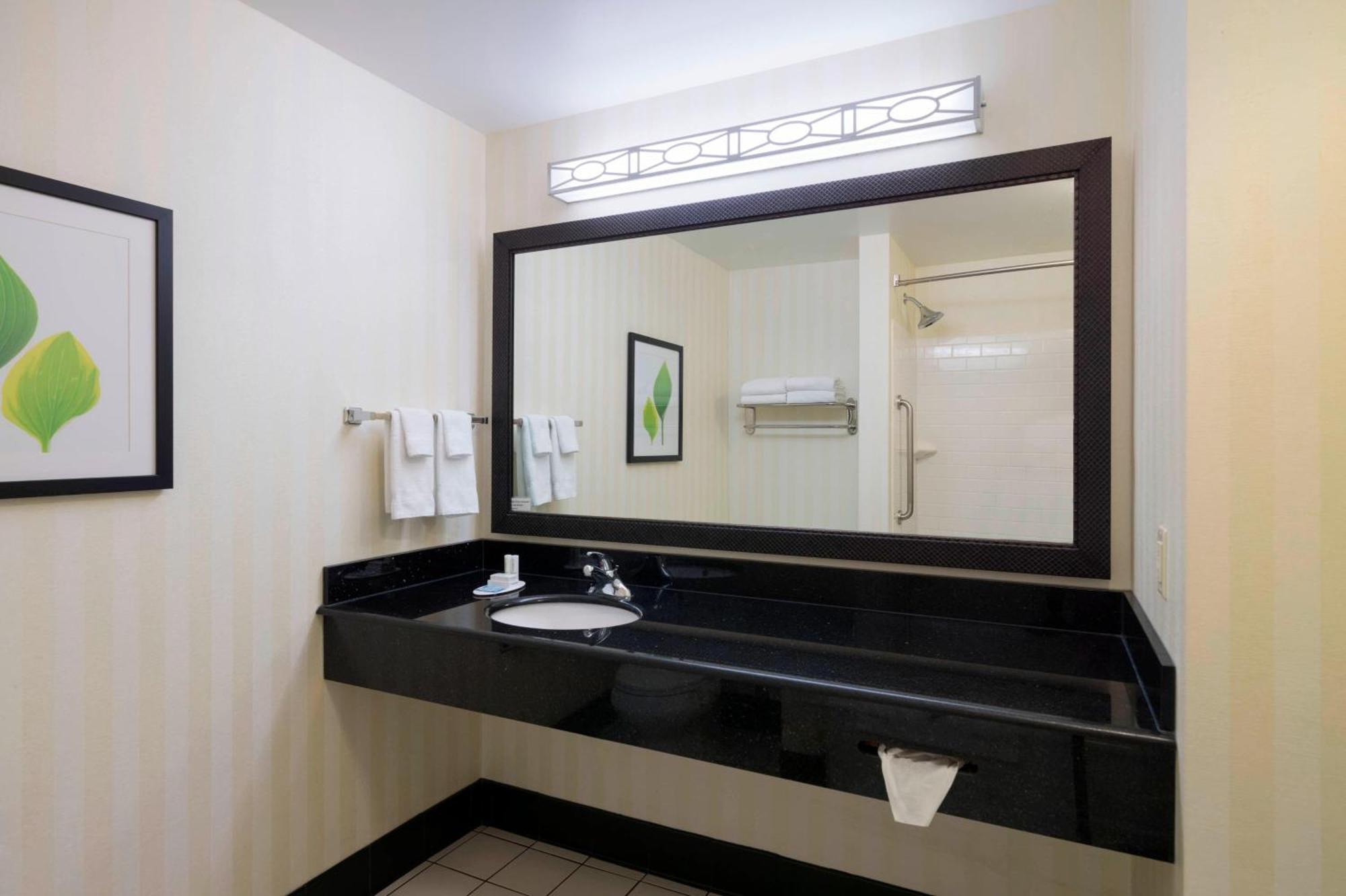 Fairfield Inn & Suites Huntingdon Raystown Lake Esterno foto