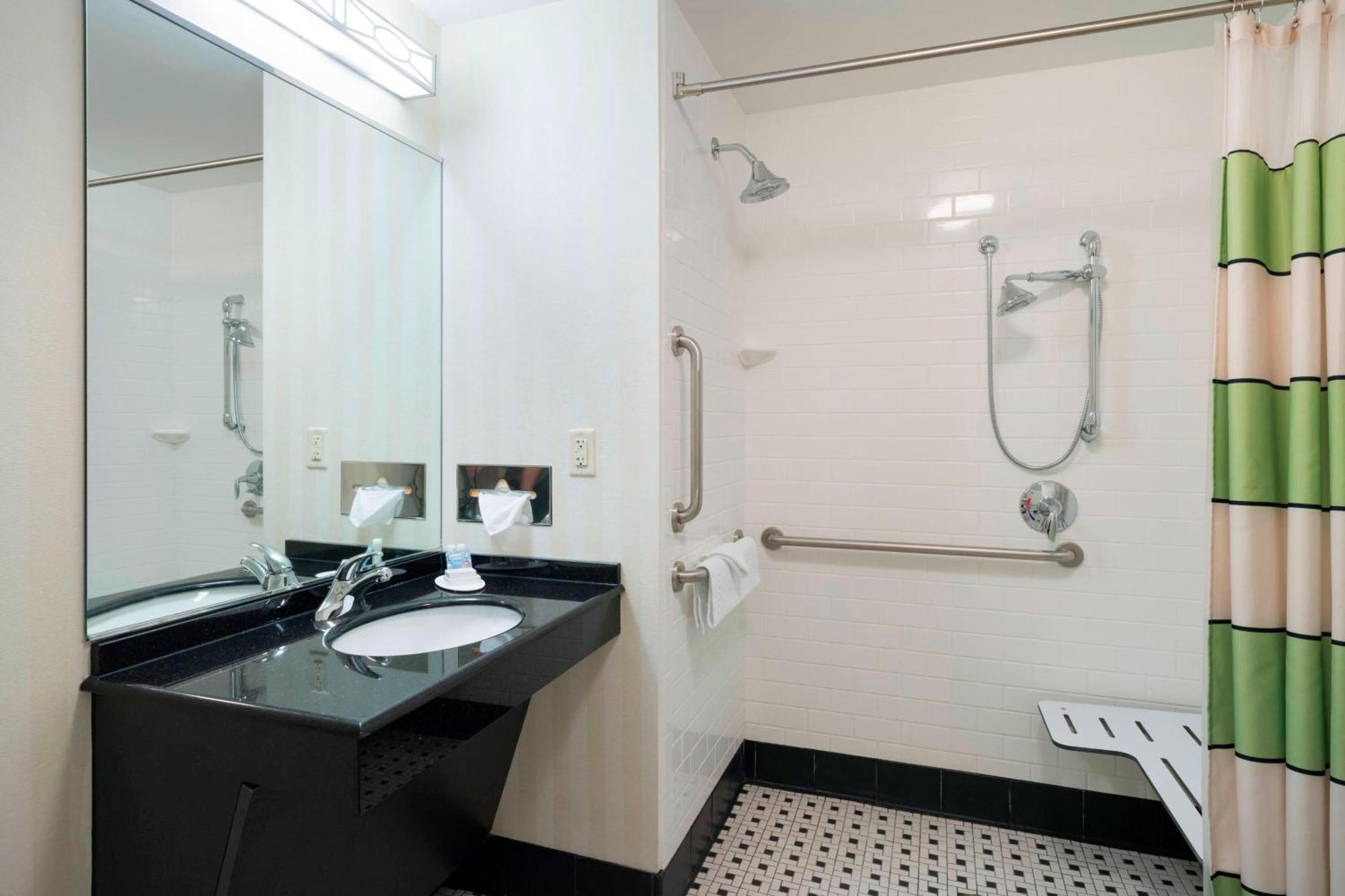 Fairfield Inn & Suites Huntingdon Raystown Lake Esterno foto